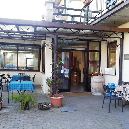Albergo Ristorante Lavedo لينّو المظهر الخارجي الصورة